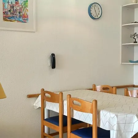 Cap Esterel Belvedere: Seaside Garden With Pool Apartment