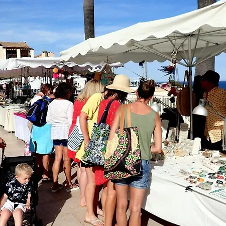 Апартаменты Cap Esterel, Quartier Belvedere 2p Meuble Tourisme 3 Etoiles Climatise Rez-de-jardin, Vue Mer, Wifi, Piscine Et Parking Inclus Сен-Рафаэль