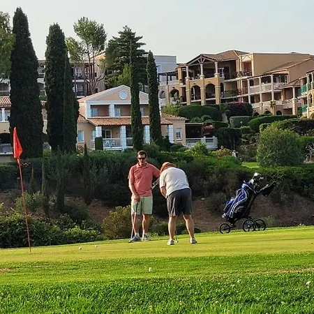 公寓 Cap Esterel, Quartier Belvedere 2p Meuble Tourisme 3 Etoiles Climatise Rez-de-jardin, Vue Mer, Wifi, Piscine Et Parking Inclus *