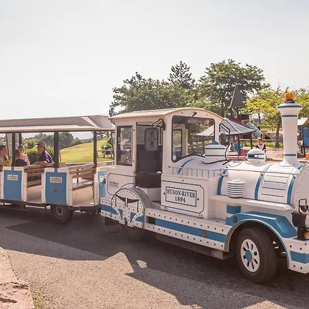 Cap Esterel, Quartier Belvedere 2p Meuble Tourisme 3 Etoiles Climatise Rez-de-jardin, Vue Mer, Wifi, Piscine Et Parking Inclus 公寓 *